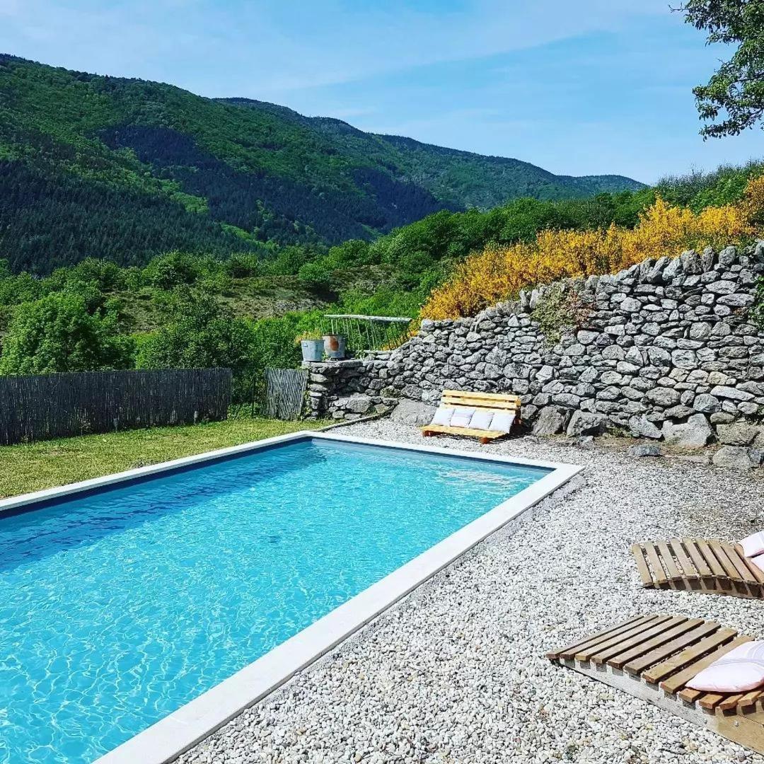 Les Chambres De La Ferme De Chalas Valgorge Exterior photo